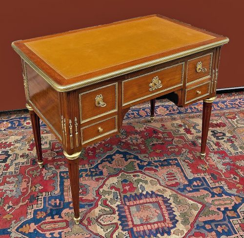 Schreibtisch Klassizismus Bureau Plat Frankreich Louis XVI um 1780 gestempelt CAUMONT