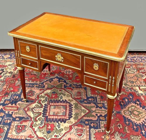 Schreibtisch Klassizismus Bureau Plat Frankreich Louis XVI um 1780 gestempelt CAUMONT