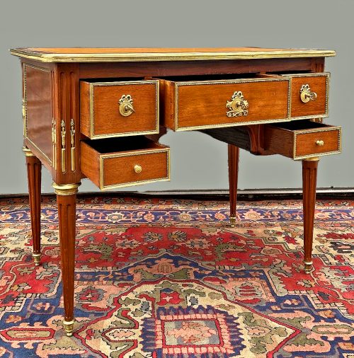 Schreibtisch Klassizismus Bureau Plat Frankreich Louis XVI um 1780 gestempelt CAUMONT