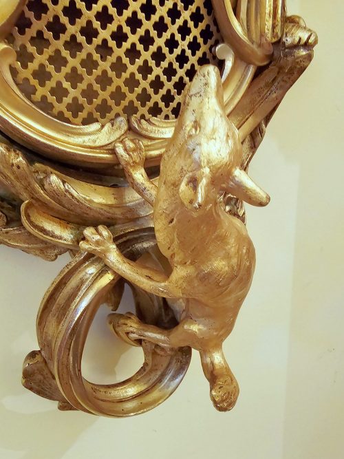 Carteluhr Der Hahn und der Fuchs La Fontaine Rokoko Frankreich Louis XV um 1765 signiert Bunon á Paris