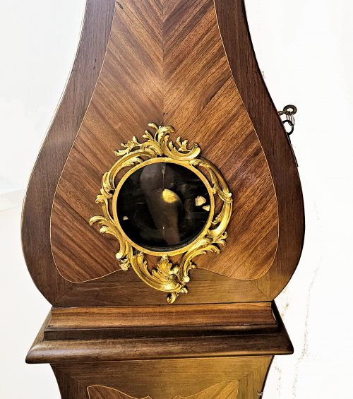 Standuhr Rokoko Frankreich Louis XV um 1750 Stunden-, Minuten- und Sekundenzeiger signiert Le Bon à Paris