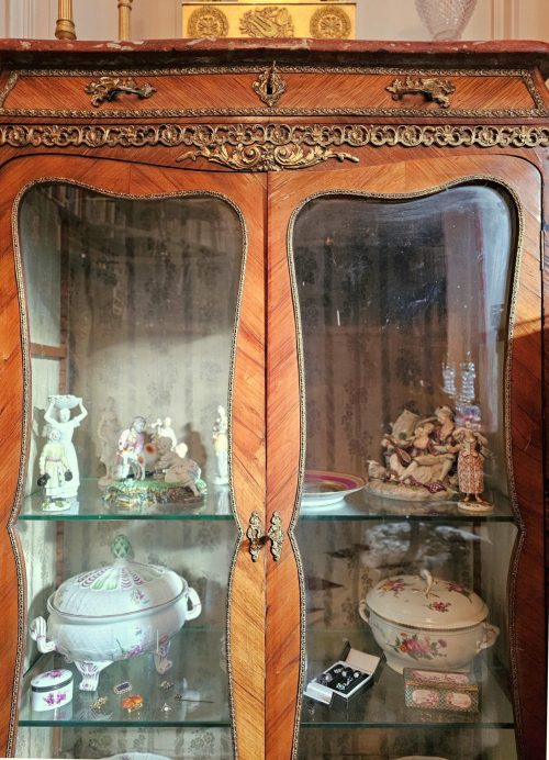 Vitrine Rokoko Louis XV Frankreich um 1760 gestempelt ROUSSEL