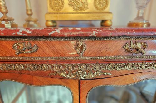 Vitrine Rokoko Louis XV Frankreich um 1760 gestempelt ROUSSEL