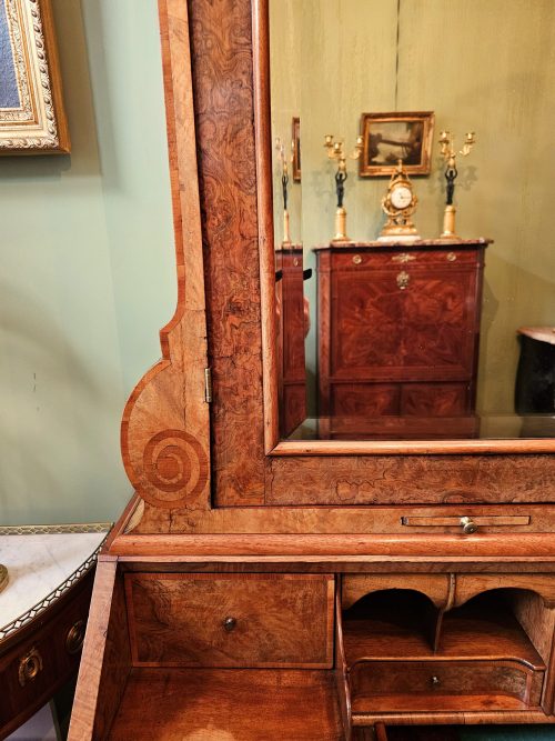 Schreibschrank Spiegelkabinett Kabinettschrank Barock 2.Viertel 18.Jh. Italien wohl Venedig