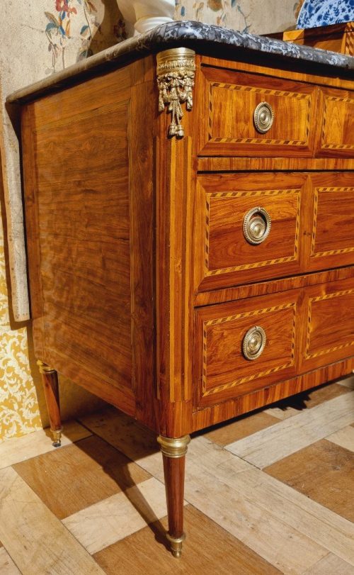 Kommode Klassizismus Frankreich Louis XVI gestempelt VASSOU