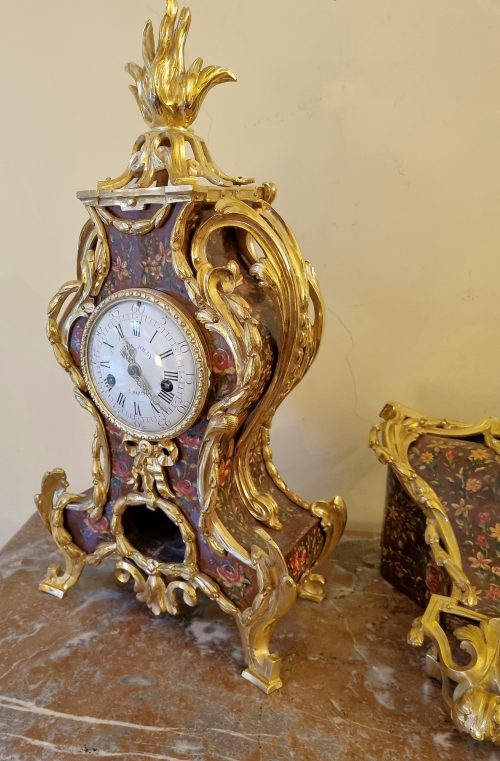 Carteluhr vernis Martin Frankreich Transition Rokoko um 1765 gestempelt JME signiert JULIEN JOLLY A PARIS