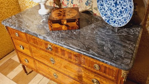 Kommode Klassizismus Frankreich Louis XVI gestempelt VASSOU