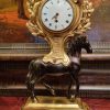 Tischuhr Pendule Pferd Frankreich Louis XVI um 1780 signiert Milot a Paris