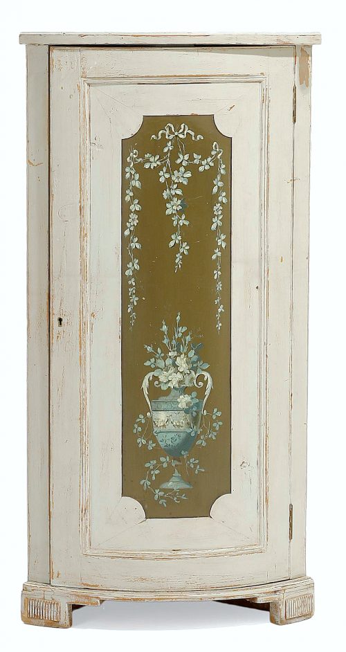 Paar weiße bemalte Eckkommoden Dänemark Klassizismus Louis XVI