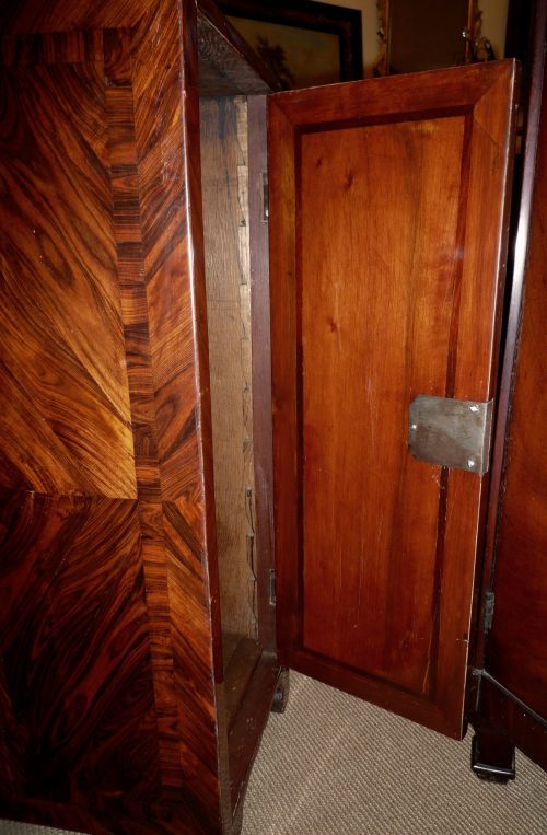 Schränkchen Bout De Bureau Rokoko Louis XV gestempelt SAUNIER