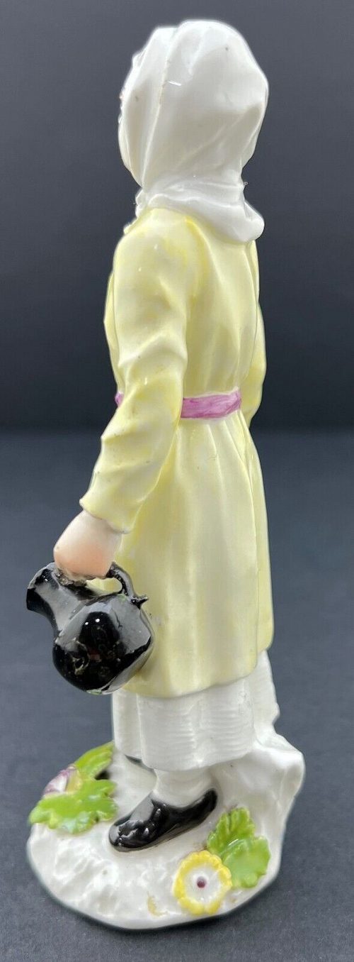 Meissen Porzellan Wasserträgerin Cris de St. Petersburg Peter Reinicke um 1755