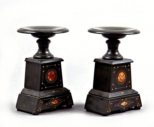 Alternative view of Ein Paar Basalt-Tazzen Empire Italien