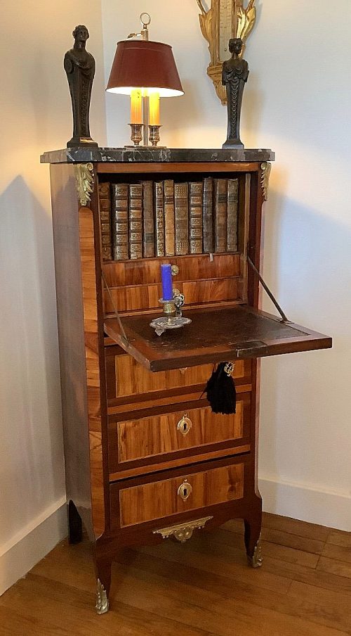 Alternative view of Sekretär Klassizismus Damensekretär Frankreich Transition um 1765 Nicolas Petit attr.