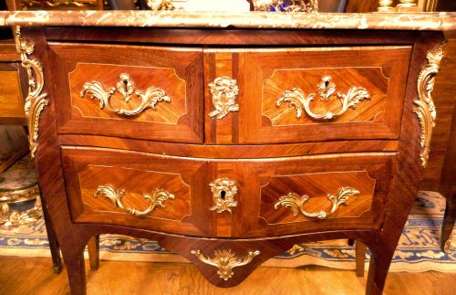 Kommode Rokoko Frankreich Louis XV gestempelt FROMAGEAU