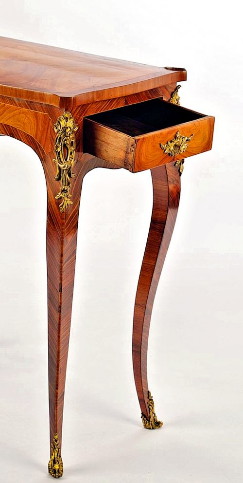 Alternative view of Beistelltisch Rokoko Table de salon Louis XV Frankreich um 1760 Jacques Dubois attr.