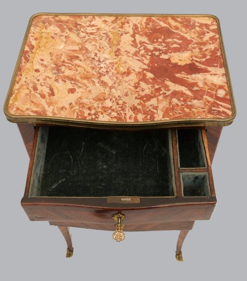 Beistelltisch Rokoko Gueridon Frankreich Louis XV um 1765