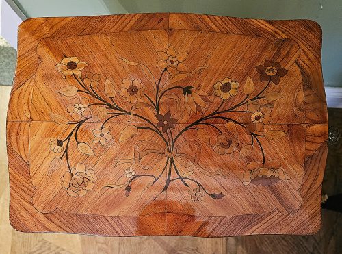 Beistelltisch Rokoko Gueridon Frankreich Louis XV gestempelt I.DUBOIS um 1760