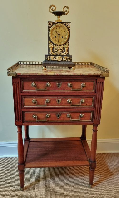 Alternative view of Beistelltisch Klassizismus Gueridon Frankreich Louis XVI Klassizismus um 1780