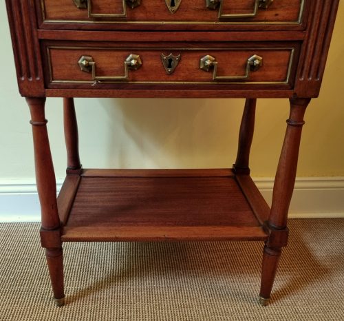 Beistelltisch Klassizismus Gueridon Frankreich Louis XVI Klassizismus um 1780