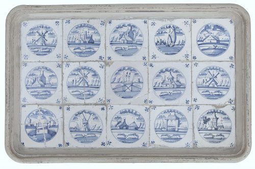 Tisch Rokoko Dänemark Louis XV um 1750 Fliesenbild bestehend aus 15 niederländischen Fayence-Fliesen blau-weiß