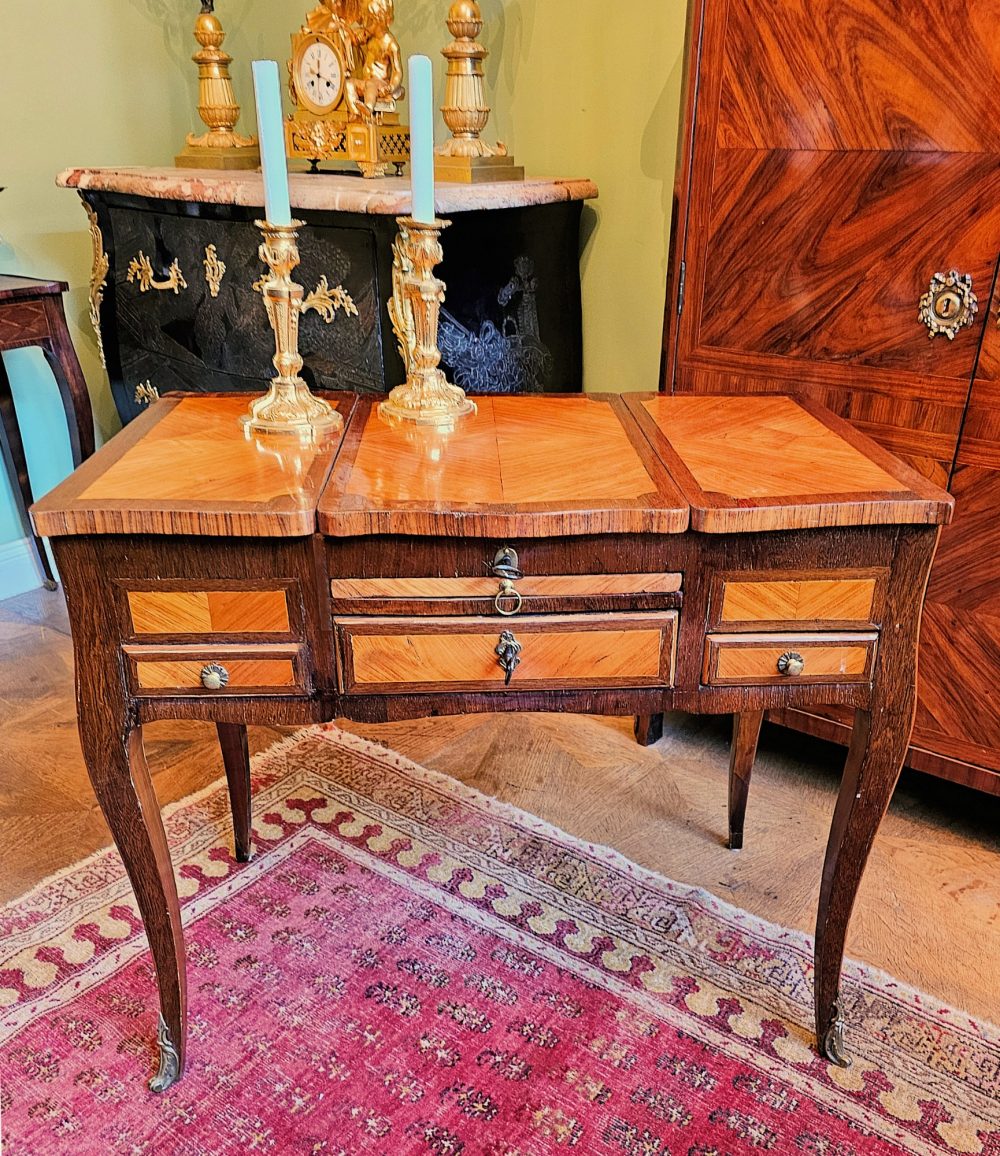 Schminktisch Rokoko Poudreuse Coiffeuse Frankreich Louis XV