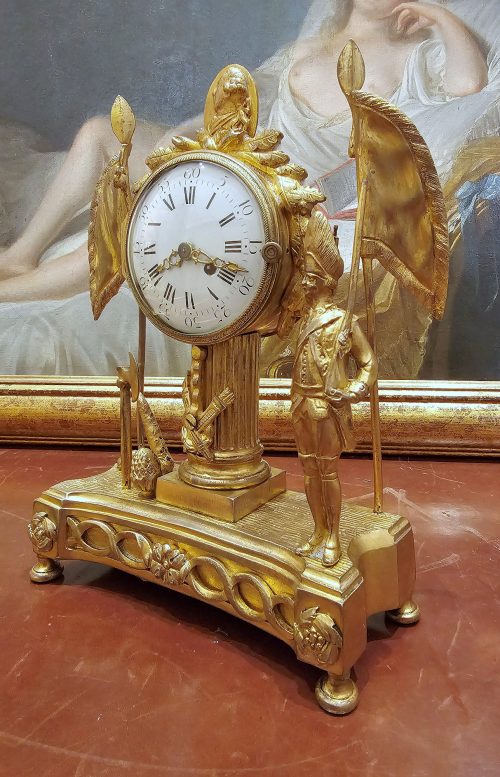 Tischuhr à la gloire de Louis XVI Klassizismus um 1770 Frankreich Pendule Louis XVI signiert Asselin à Rouen