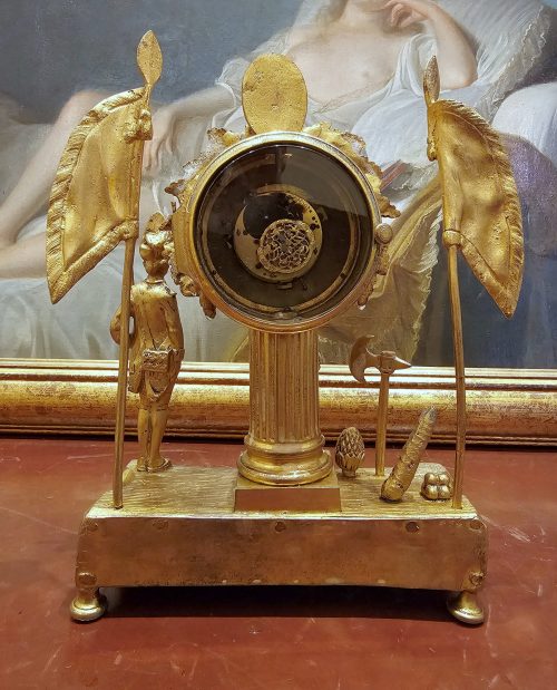 Tischuhr à la gloire de Louis XVI Klassizismus um 1770 Frankreich Pendule Louis XVI signiert Asselin à Rouen
