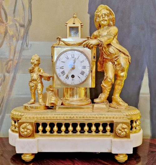 Äußerst seltene Pendule à lanterne magique Frankreich Louis XVI um 1780 H. 38 cm