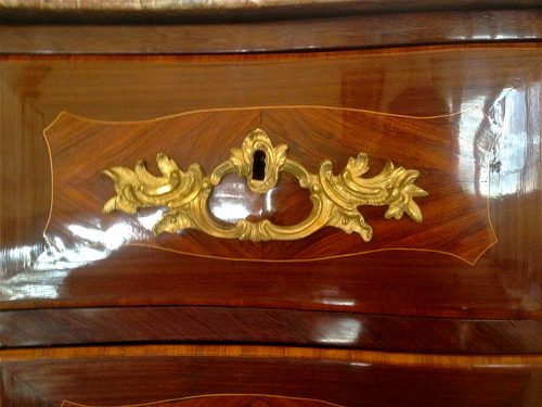 Kommode Rokoko Frankreich Louis XV gestempelt ELLAUME