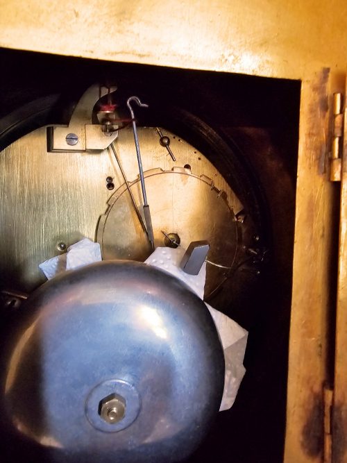 Carteluhr Der Hahn und der Fuchs La Fontaine Rokoko Frankreich Louis XV um 1765 signiert Bunon á Paris