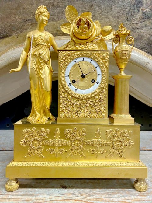 Kaminuhr Empire Pendule Frankreich um 1820 Venus mit Cupido