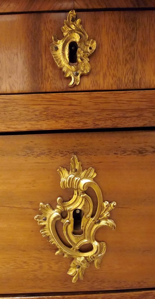 Kommode Rokoko Frankreich Louis XV Gestempelt I.DUBOIS um 1760 Jacques Dubois 1693-1763 Maître 5. September 1742