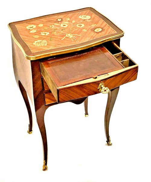 Beistelltisch Rokoko Gueridon Louis XV Frankreich um 1765