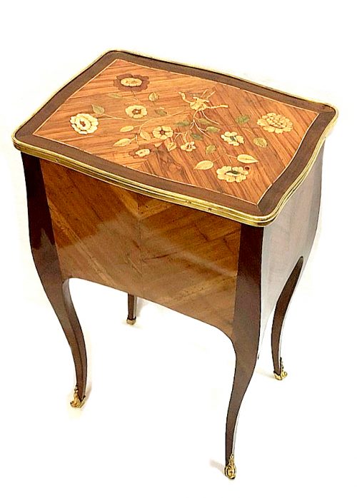 Beistelltisch Rokoko Gueridon Louis XV Frankreich um 1765