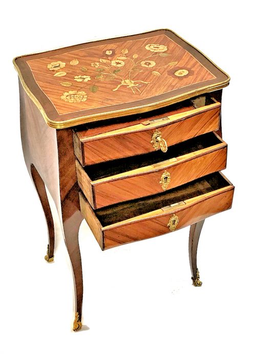 Beistelltisch Rokoko Gueridon Louis XV Frankreich um 1765