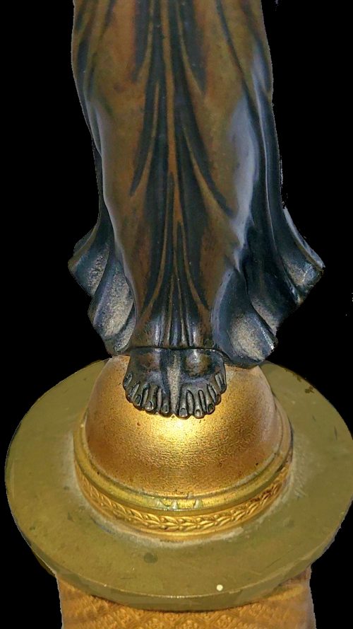 Kandelaber Girandolen Paar Nike Viktoria Empire Frankreich um 1810 H. 45 cm