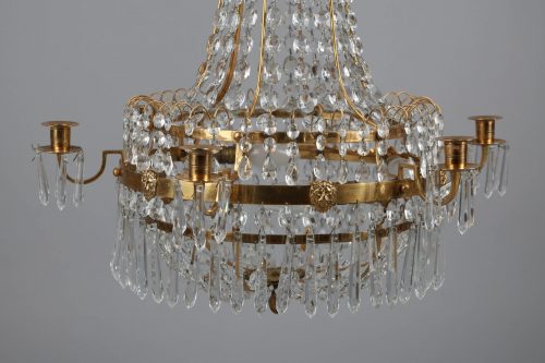 Kristalllüster Kronleuchter Lüster Klassizismus Schweden um 1800 Louis XVI H.75 cm; D. 56 cm