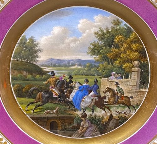 Alternative view of Teller Porzellan mit vornehmer Gesellschaft zu Pferde Rußland Empire 1815-1820 Kaiserliche Porzellanmanufaktur St. Petersburg Alexander I.  Monogrammiert Sw für Jacques François Joseph Swebach-Desfontaines