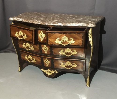 Kommode Rokoko Frankreich Louis XV Barock um 1760 gestempelt P ROUSSEL PIERRE ROUSSEL 1732-1782 Maître 21.August 1745