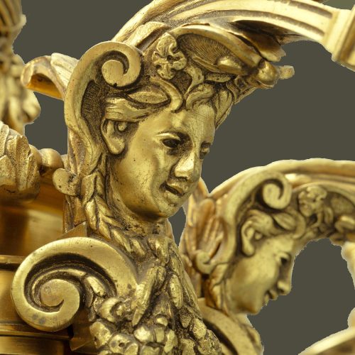 Lüster Kronleuchter Barock Louis XIV i.d.A. André-Charles Boulle (1642-1732) Frankreich 19.Jh. feuervergoldete Bronze H. 80 cm, D. 77 cm