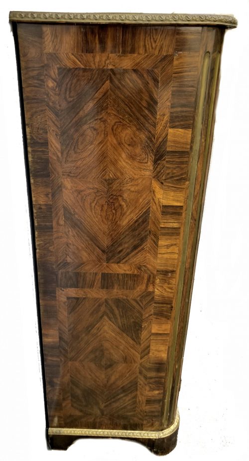 Vitrine Barock Frankreich Regence um 1720 H.131 cm, Br.90 cm, T.47 cm