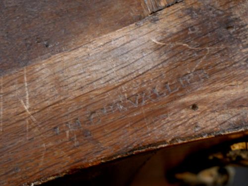 Kommode Rokoko Frankreich Louis XV um 1750 gestempelt I.M.CHEVALIER