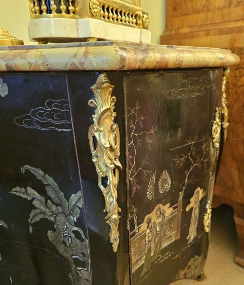 Kommode Rokoko Frankreich Louis XV Koromandellack Jacques Dubois attr. um 1750