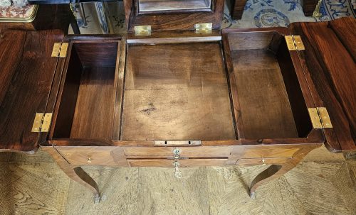 Schminktisch Rokoko Coiffeuse Poudreuse Louis XV Frankreich um 1750