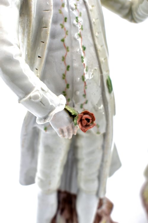Frühling aus einer Serie von Jahreszeitenfiguren Wallendorf Porzellan um 1780 Modelleur Johann Heinrich Haag attr. H. 28,5 cm