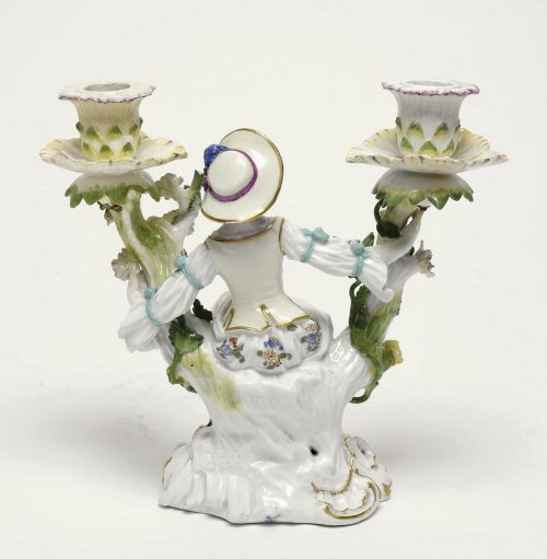 Meißen Porzellan um 1760 Modell von Johann Joachim Kaendler Leuchter zwei-armig mit Gärtnerin Höhe 20 cm