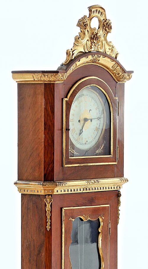 Standuhr Rokoko Dänemark Mathias Ortmann (1692 - 1757) attr. um 1750 Das Zifferblatt monogrammiert JCP H. 244 cm.