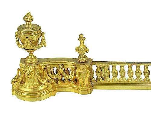 Kaminböcke Frankreich Klassizismus Louis XVI um 1780 Feuervergoldete Bronze Länge variabel ca. 70 cm bis 105 cm