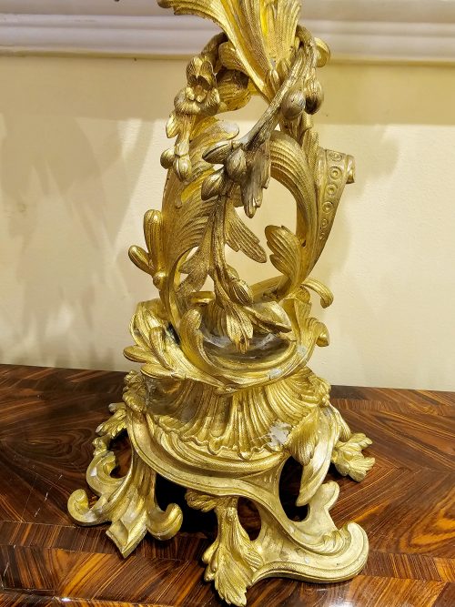 Kandelaber Leuchter Girandole Rokoko Louis XV H. 62 cm. Monogramm AAA