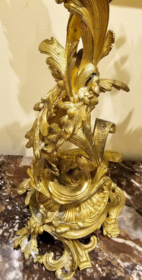 Kandelaber Leuchter Girandole Rokoko Louis XV H. 62 cm. Monogramm AAA